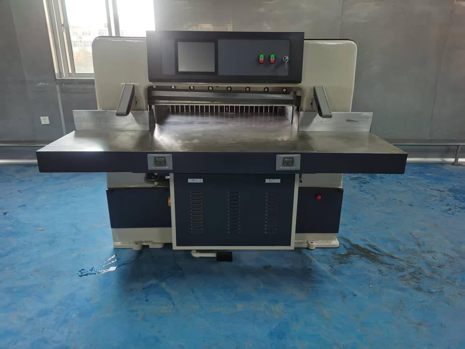 QZK920 Programmable Paper Cutter